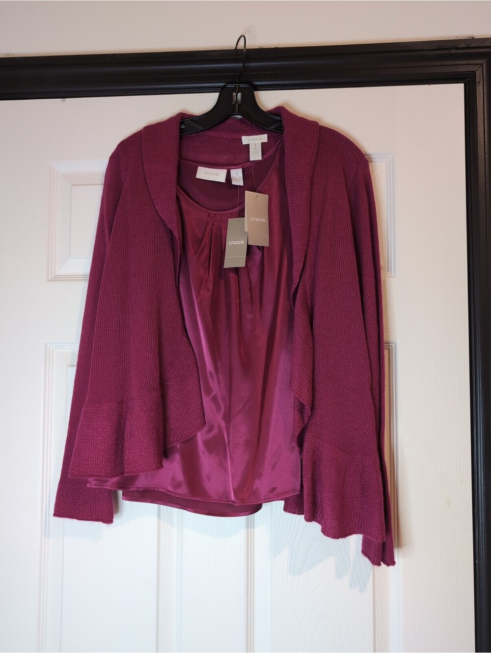 Medium NWT Chicos size 8 2 piece set silky top and cardigan